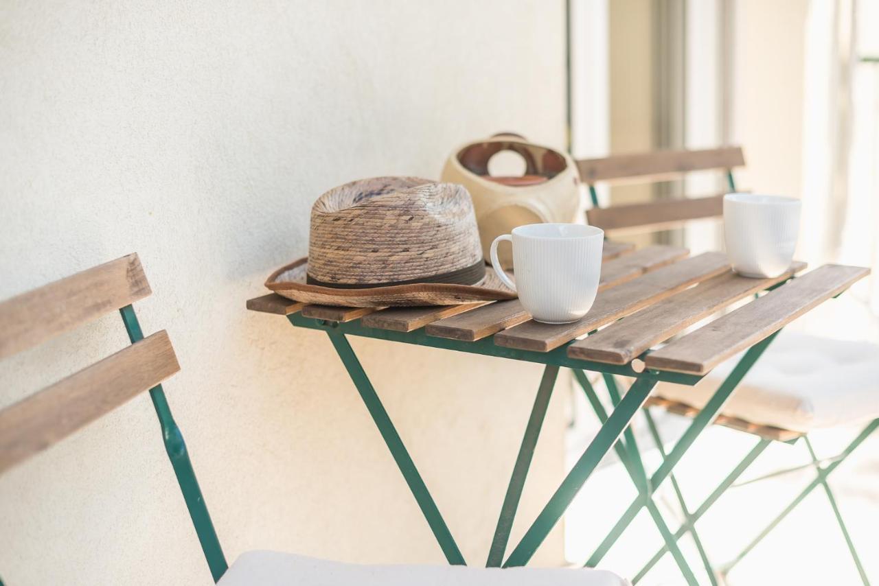 Stylish 2Bdr Apt By Acropolis Athens Ngoại thất bức ảnh